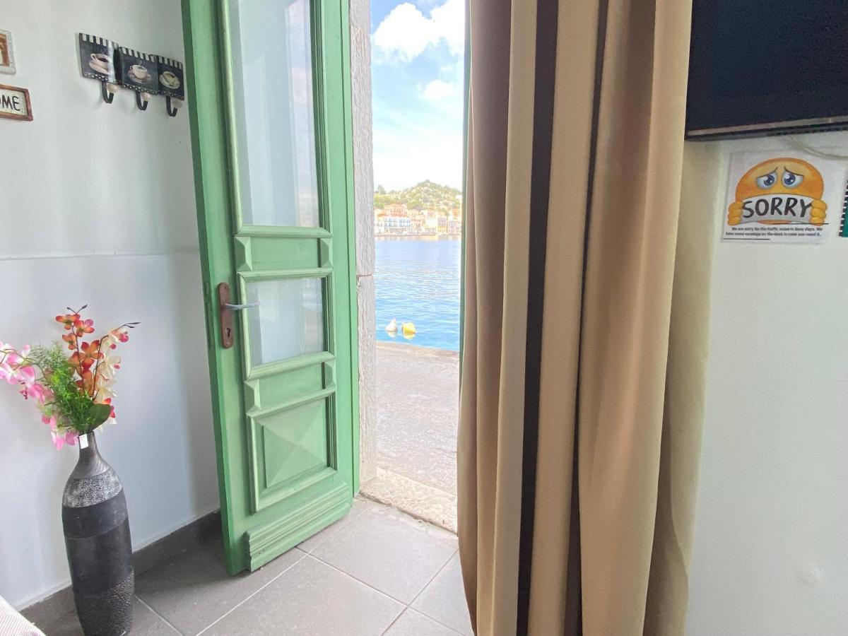 Apartmán Seafront - Harbour View , Pitini 1 Symi Exteriér fotografie